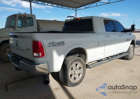 2018 Ram 2500 Laramie 4X4 6'4 Box z USA, uszkodzony, nr VIN 3C6UR5NL5JG142811